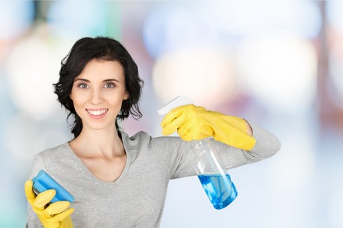 Efficient property clearance in Maidavale for a clean, empty room