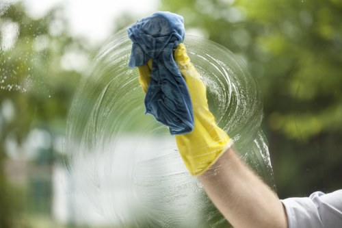 Deep cleaning service in Maidavale for kitchens and living spaces